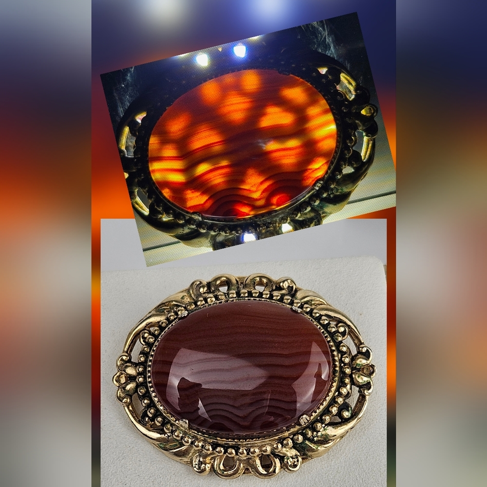 Vintage Gold Tone Victorian Revival Banded Agate‎ Brooch